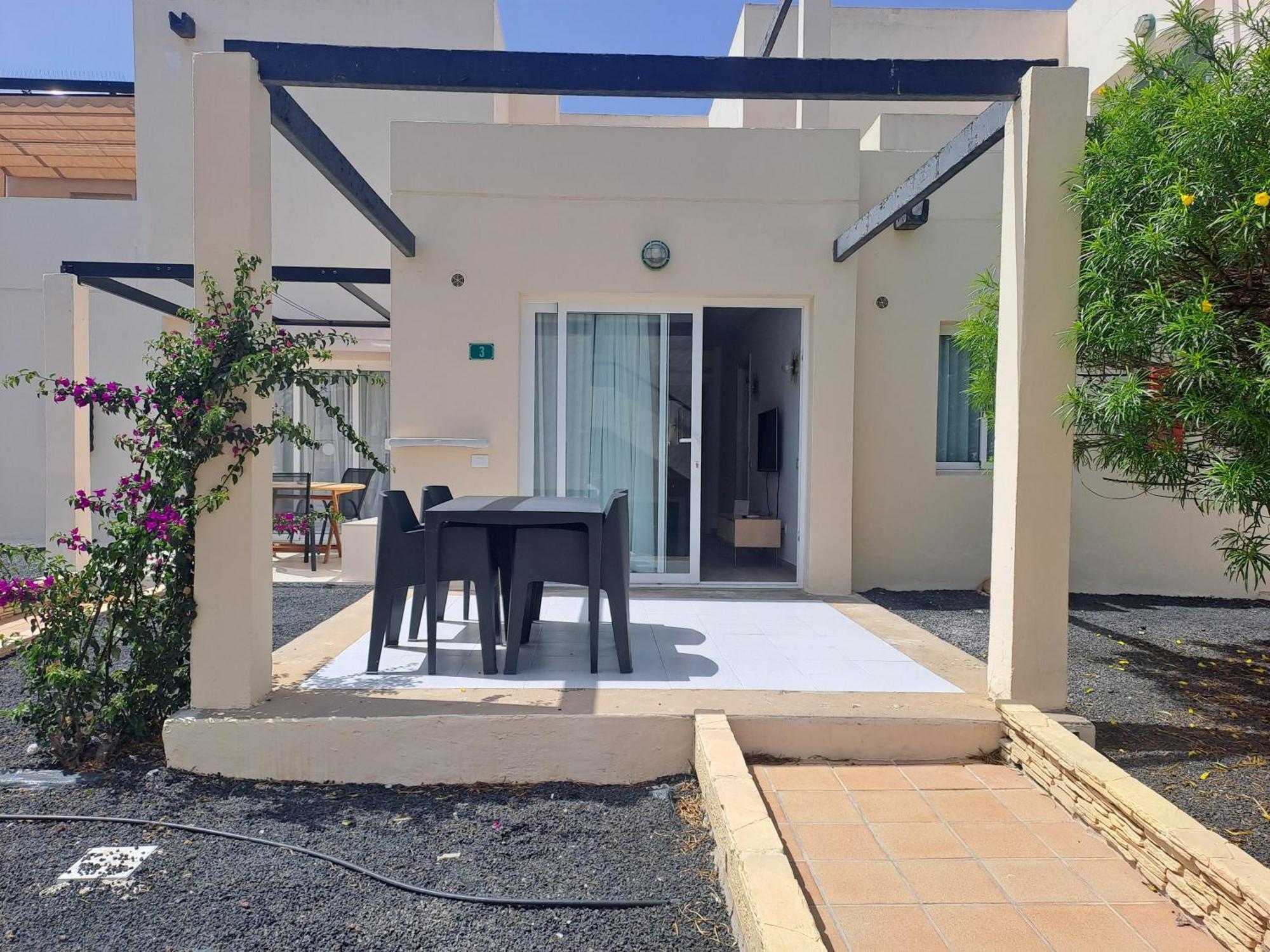 Homeforguest Apartamento Alisios 1 Con Piscina En Κοραλέχο Εξωτερικό φωτογραφία